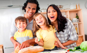 Para 6 de cada 10 madres argentinas es «muy difícil» mantener una alimentación saludable en el hogar.