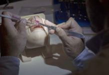 El Garrahan es el primer hospital del país con un simulador 3D para cirugía de labio palatina