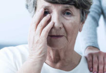 Alzheimer: el signo de demencia que no tiene que ver con la memoria y aparece años antes