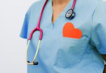 En el Dia de la Enfermeria Vizzotti da un giro innovador al sistema de salud con estas resoluciones de jerarquización a nivel nacional.