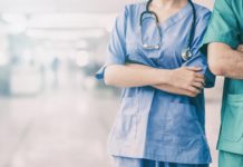 Descubre la impactante verdad detrás del declive alarmante de postulantes en la carrera de Medicina