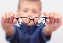 El sorprendente problema ocular que crece con el tiempo por el uso excesivo de las pantallas.